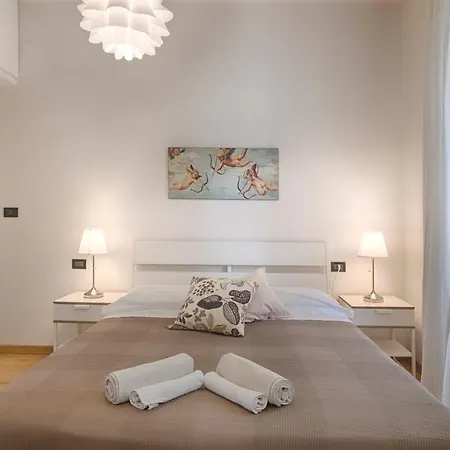 Mihaela - Charme Near The Station Τεργέστη